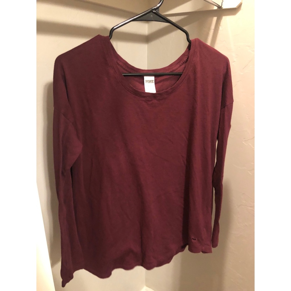 VS Pink long sleeve tee